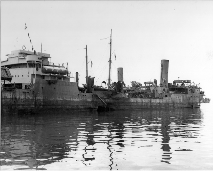 SS Esso Aruba damaged by U511 - Steinhoff #2.jpg