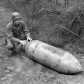1500 pound shell for Howitzer type gun