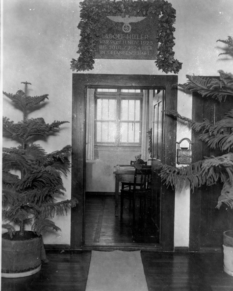 Hitler's room Landsberg prison 4-29-45.jpg