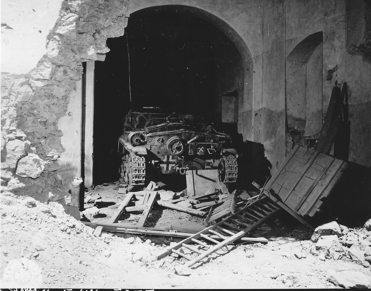 German tank cellar of house Italy May 44.jpg