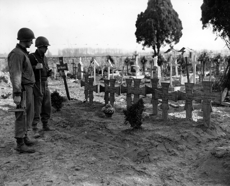 German War Graves Offendorf France .jpg