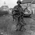 Pfc Leigh 83rd Inf Div Captured Weapons 12-44 Germany